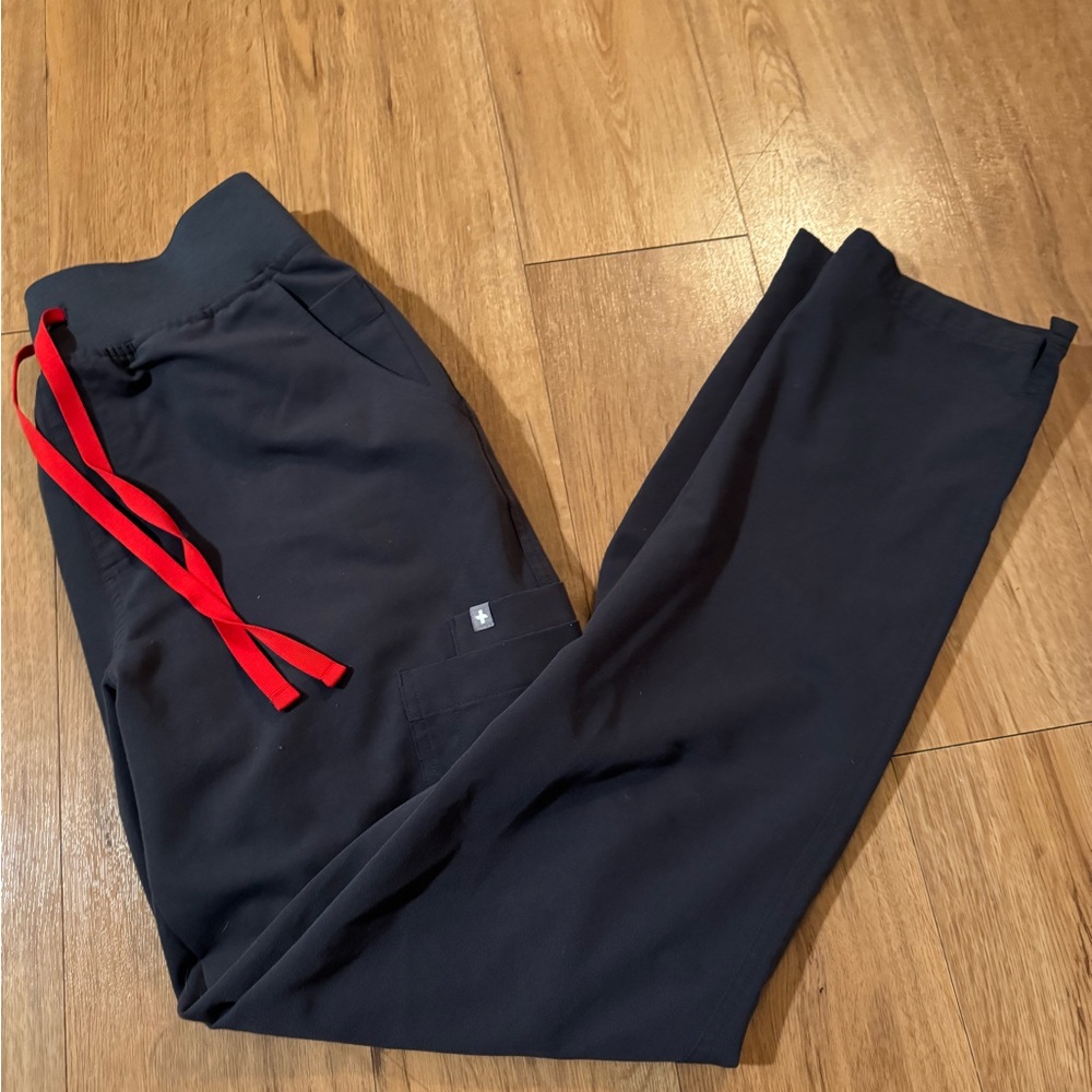 FIGS Charcoal High Waisted Livingston Basic Scrub Pants - M/Tall
